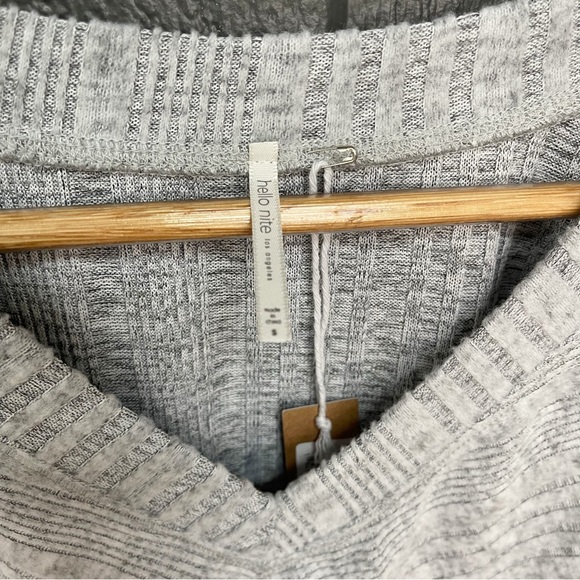 hello nite Heather Gray Knit Sweater Top NWT - Picture 8 of 11